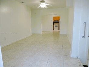 3134 SW 25th Ter in Miami, FL - Building Photo - Building Photo