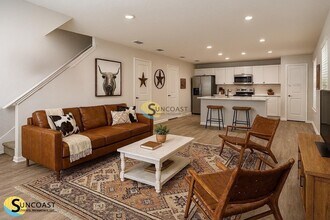 3821 SW 43rd Ct in Ocala, FL - Foto de edificio - Building Photo