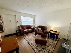 4805 Rilma Ave in Sarasota, FL - Building Photo - Building Photo