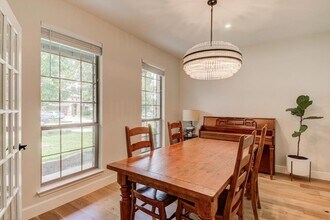 11129 Cap Stone Dr in Austin, TX - Building Photo - Building Photo