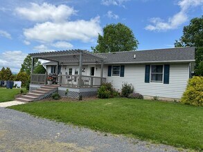 1100 Mud Level Rd in Shippensburg, PA - Building Photo - Building Photo