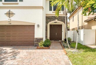3548 W 88th St in Hialeah, FL - Building Photo - Building Photo