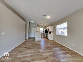 13583 W Saguaro Ln in Surprise, AZ - Building Photo - Building Photo