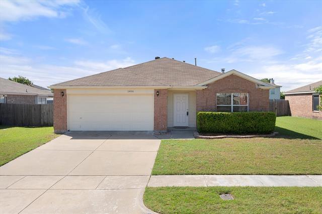 1406 Anglican Dr in Arlington, TX - Building Photo