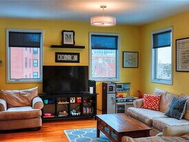 715 Westminster St in Providence, RI - Building Photo