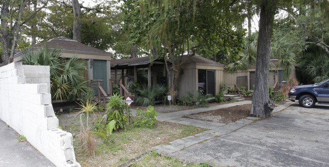 3121 N Andrews Ave in Oakland Park, FL - Foto de edificio - Building Photo