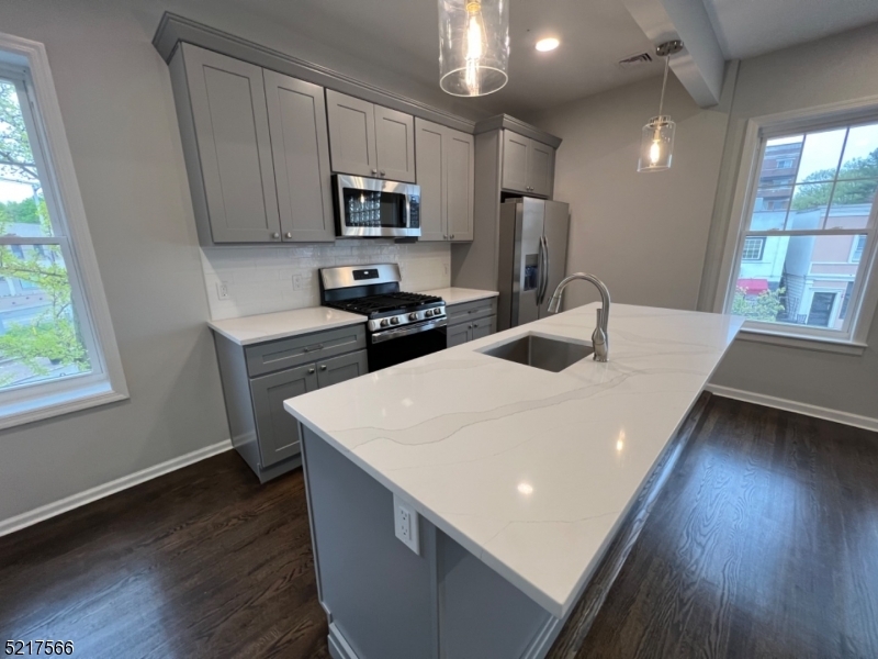 109 Wanaque Ave in Pompton Lakes, NJ - Building Photo