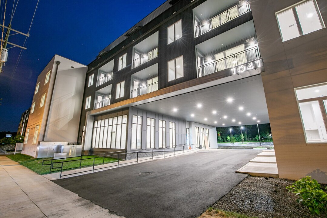 1041 E Trinity Ln in Nashville, TN - Building Photo