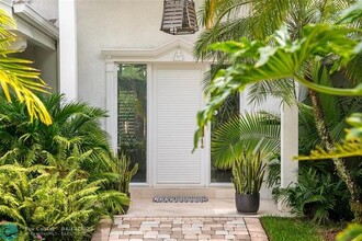 416 Isle of Capri Dr in Fort Lauderdale, FL - Building Photo - Building Photo