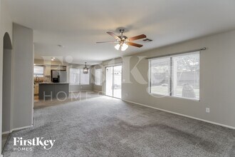 29756 N Desert Willow Blvd in San Tan Valley, AZ - Foto de edificio - Building Photo