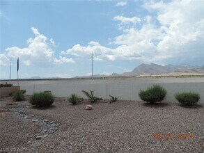 2337 Sun Cliffs St in Las Vegas, NV - Building Photo - Building Photo