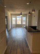 2665 Prosperity Ave, Unit 335 in Fairfax, VA - Building Photo