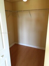 22301 SW 88th Pl in Cutler Bay, FL - Foto de edificio - Building Photo