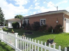 55 Lackawanna Ave in Buffalo, NY - Building Photo - Building Photo