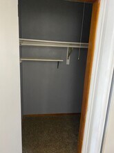 2637 Stillwater Rd E in Maplewood, MN - Building Photo - Building Photo