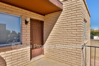 859 W Ray Rd in Chandler, AZ - Foto de edificio - Building Photo