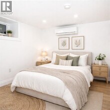 249 Emerald St N in Hamilton, ON - Building Photo - Building Photo