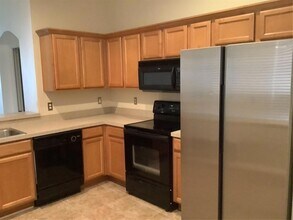 10035 Tranquility Way in Tampa, FL - Building Photo - Building Photo