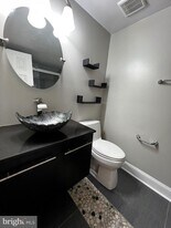 6964 Hanover Pkwy in Greenbelt, MD - Building Photo