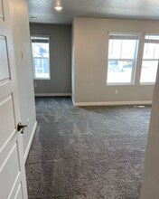 4277 W Dixon Way in Lehi, UT - Building Photo - Building Photo
