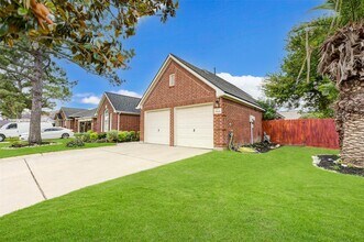 6543 Horsepen Bayou Dr in Houston, TX - Building Photo - Building Photo