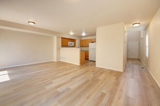 5725 Pepperdine Point in Colorado Springs, CO - Building Photo - Building Photo