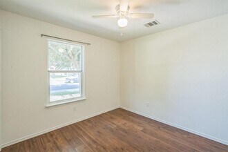 77 Jan Ln in Georgetown, TX - Building Photo - Building Photo