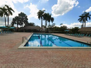 15591 SW 45th Terrace in Miami, FL - Building Photo - Building Photo