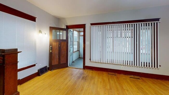 property at 612 E D Ave