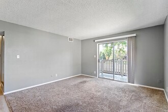 7615 E Quincy Ave in Denver, CO - Building Photo - Building Photo