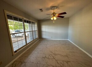 1707 Avenue E in Nederland, TX - Building Photo - Building Photo