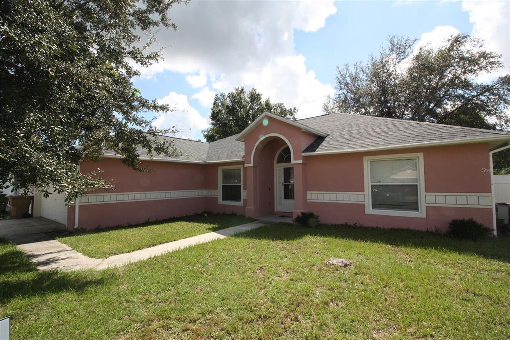 222 Churchill Ct in Kissimmee, FL - Building Photo