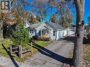 183 Harvey St in Essex, ON - Building Photo - Building Photo