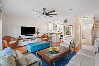 464 Juno Dunes Way in Juno Beach, FL - Building Photo - Building Photo