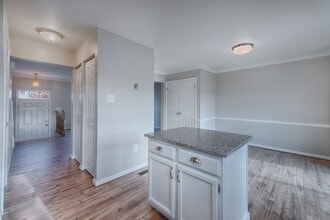 3440 Winter Moss Ct in Abingdon, MD - Foto de edificio - Building Photo