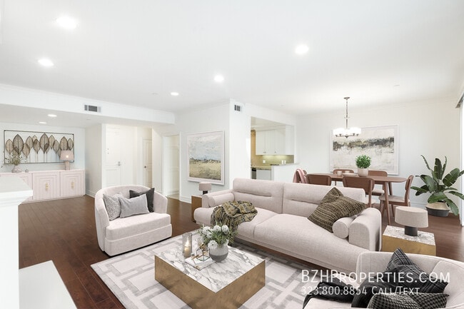 property at 1050 1/2 S Holt Ave