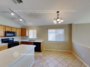 16059 W Larkspur Dr in Goodyear, AZ - Building Photo - Building Photo