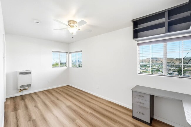 4965 O Sullivan Dr in Los Angeles, CA - Building Photo - Building Photo