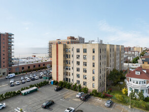 The Broadway in Long Beach, NY - Building Photo - Building Photo