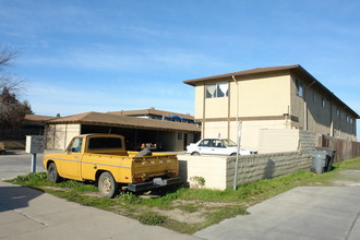 1055 Rider Ave in Salinas, CA - Building Photo - Building Photo