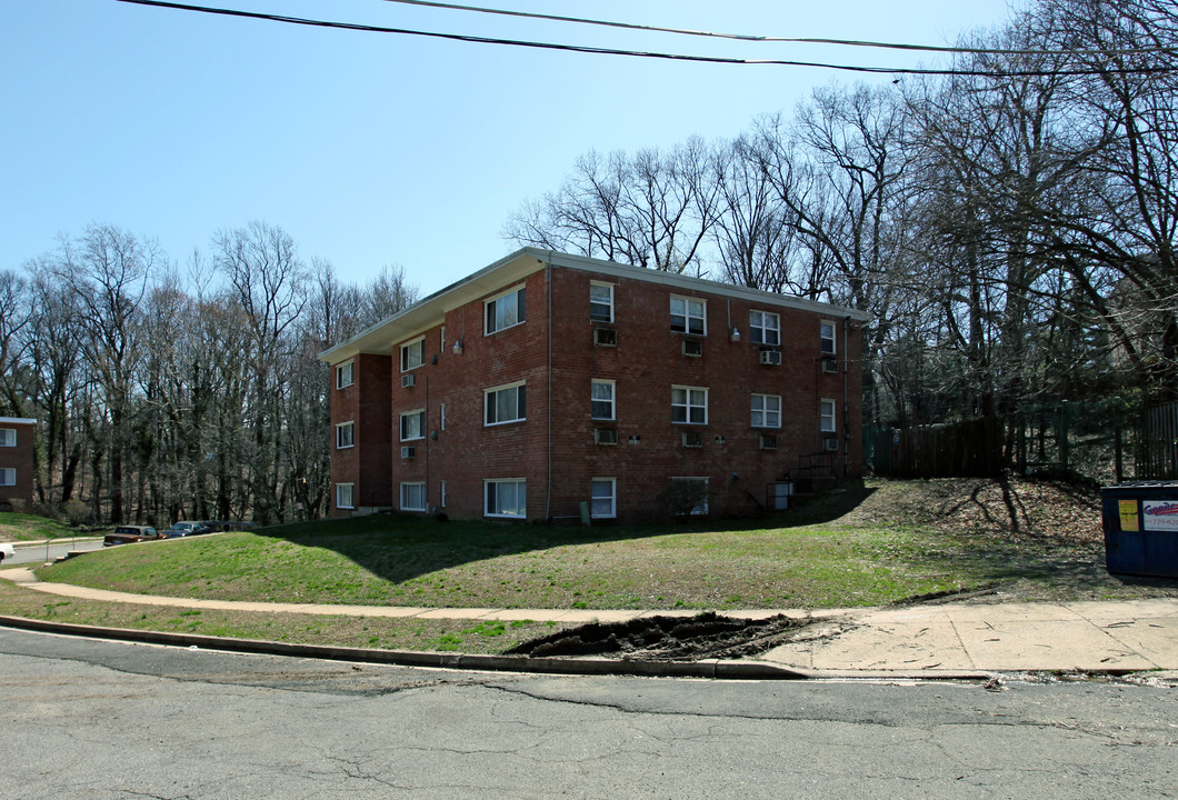 3601 Maywood Ln in Suitland, MD - Building Photo