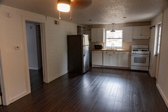 1631 S Huntington Dr in Bloomington, IN - Foto de edificio - Building Photo