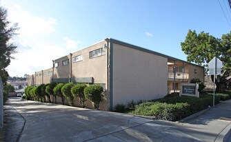 Woodlawn Terrace in National City, CA - Building Photo