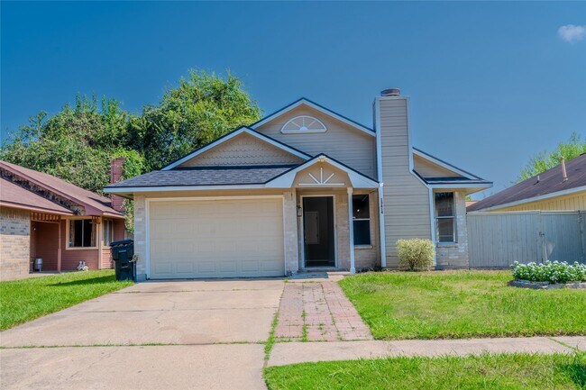 13614 Alon Ln in Houston, TX - Building Photo - Building Photo
