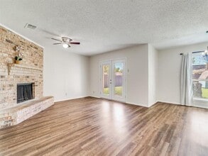 1108 Briar Ct in Benbrook, TX - Building Photo - Building Photo