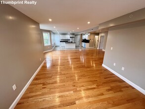 7 Allston St, Unit 3 in Boston, MA - Building Photo - Building Photo