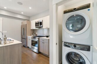 18 Armandine St, Unit 2 in Boston, MA - Building Photo - Building Photo