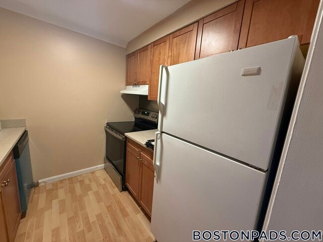 180 Main St in Bridgewater, MA - Building Photo - Building Photo