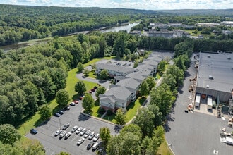 Heritage Pointe in Matamoras, PA - Building Photo - Building Photo