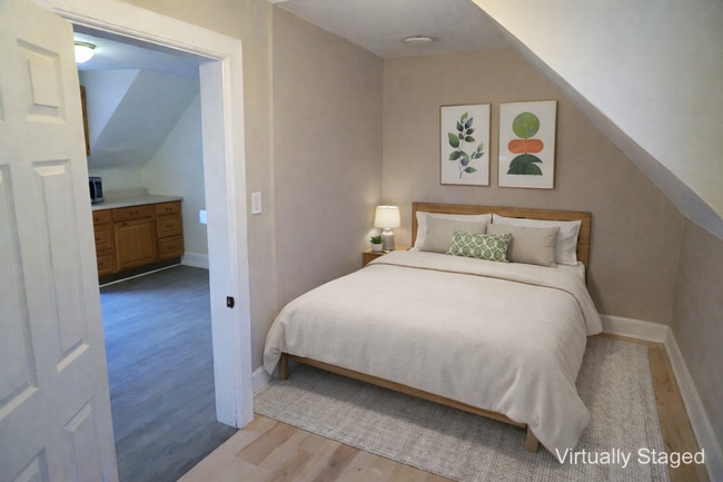 1815 N Astor St in Milwaukee, WI - Building Photo - Building Photo